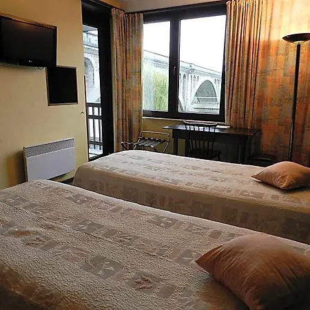 Du Hotel