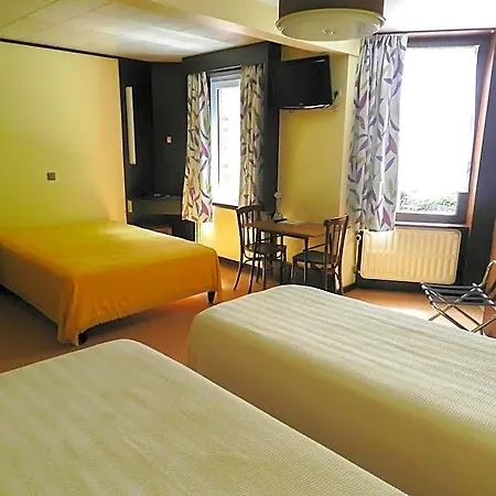 Du Hotel 3*