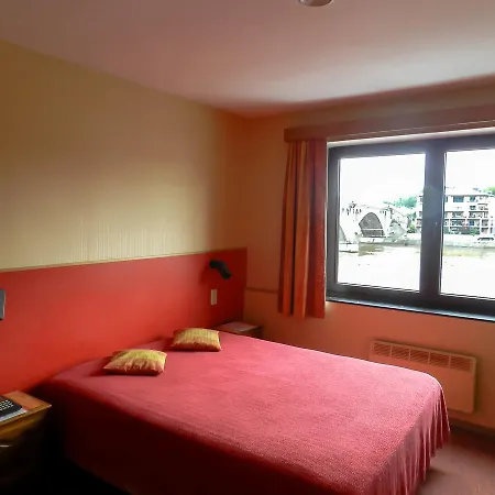 Du Hotel